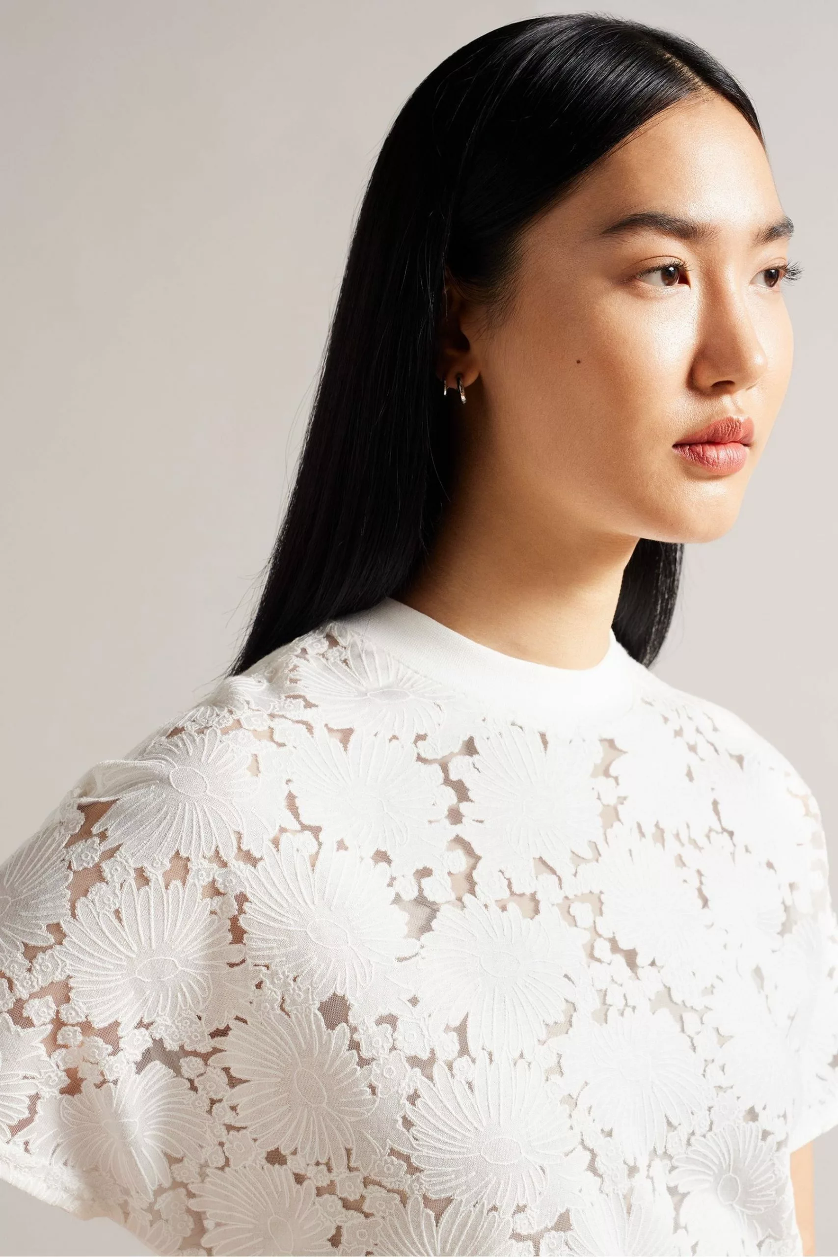 Ted Baker Maralo White Relaxed T-Shirt With Grown On Sleeve - Image 4