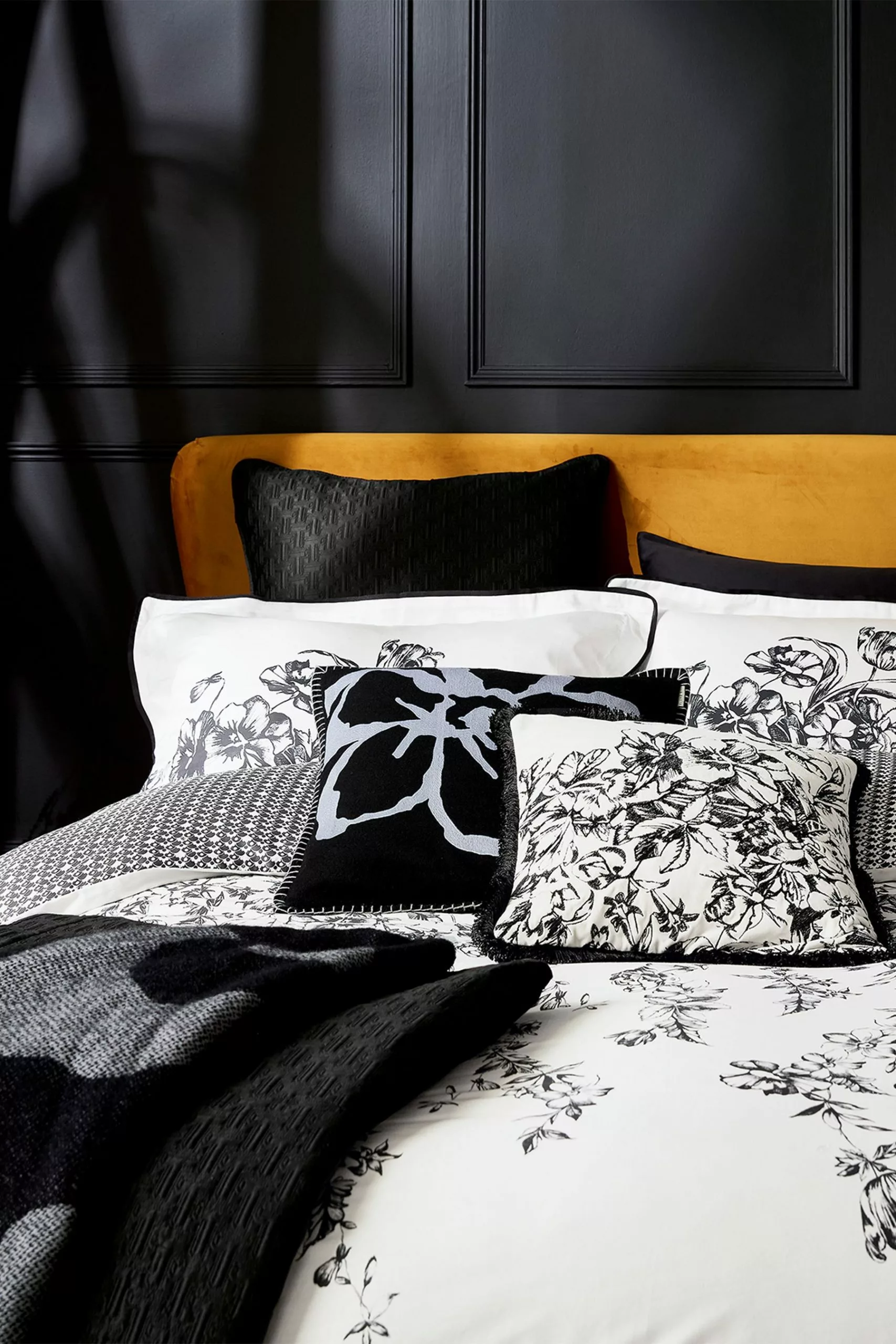 Ted Baker Elegance Cushion - Image 2