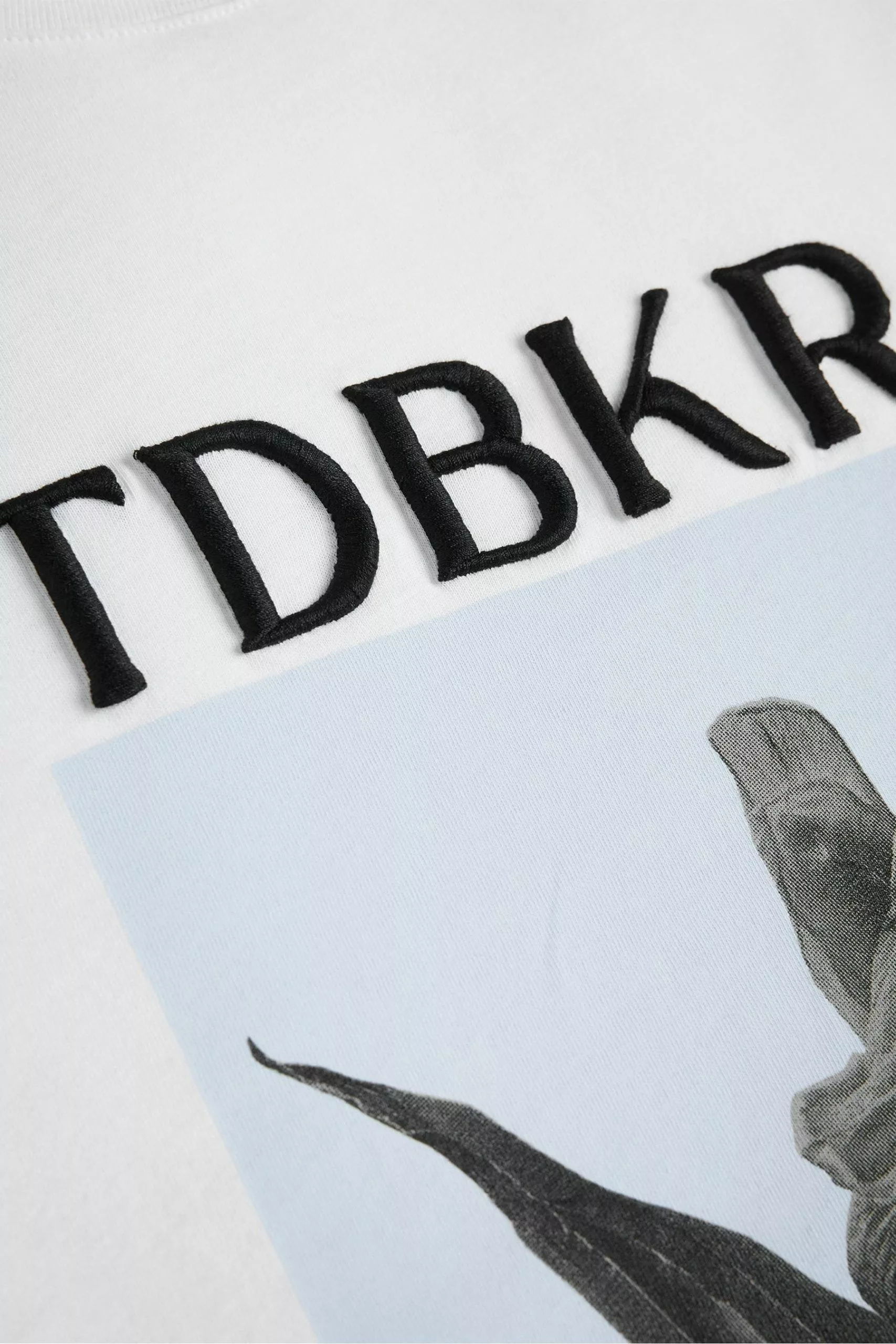 Ted Baker Regular Airie White Printed T-Shirt - Image 5