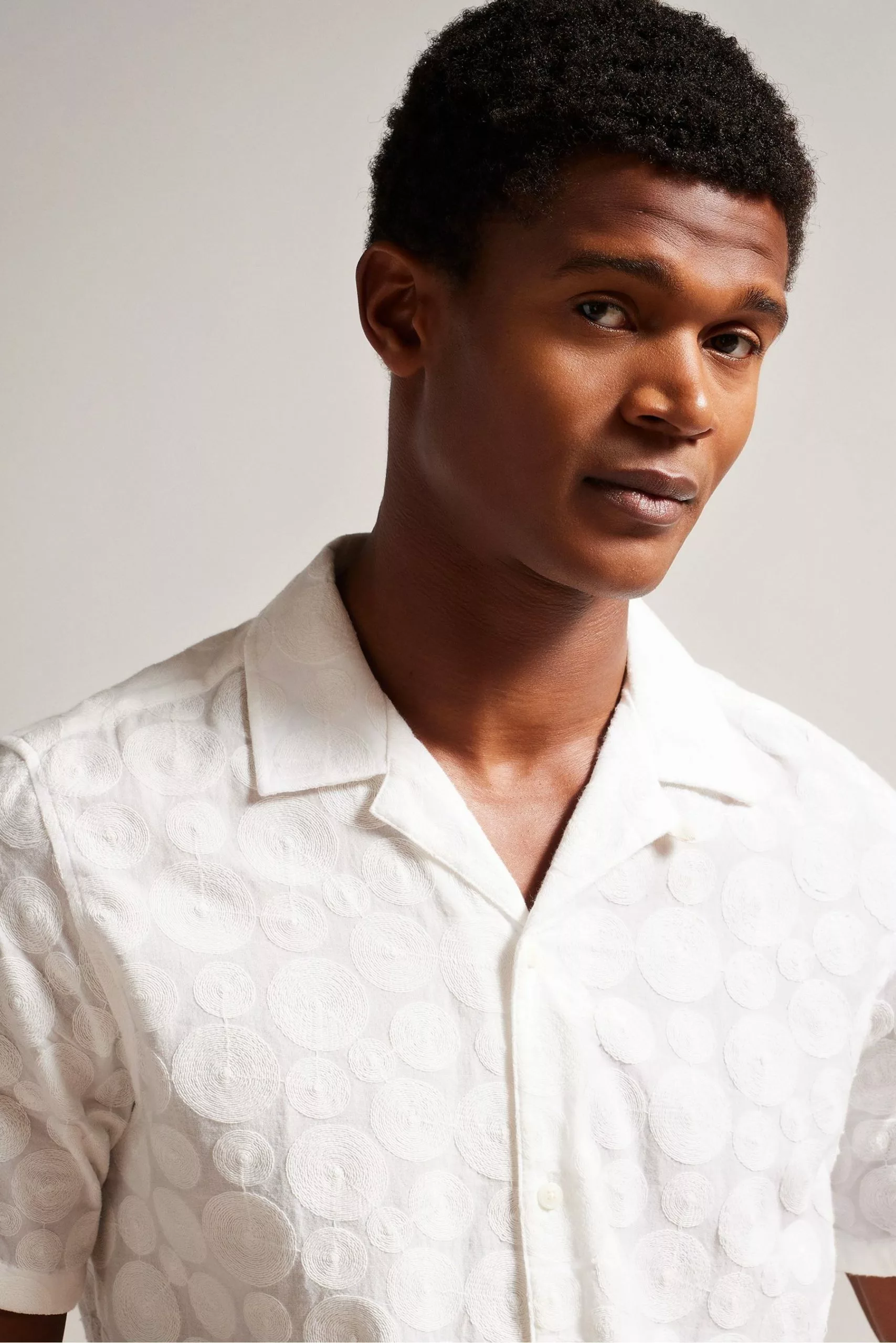 Ted Baker Allbury White Short Sleeve Embroidered Shirt - Image 3