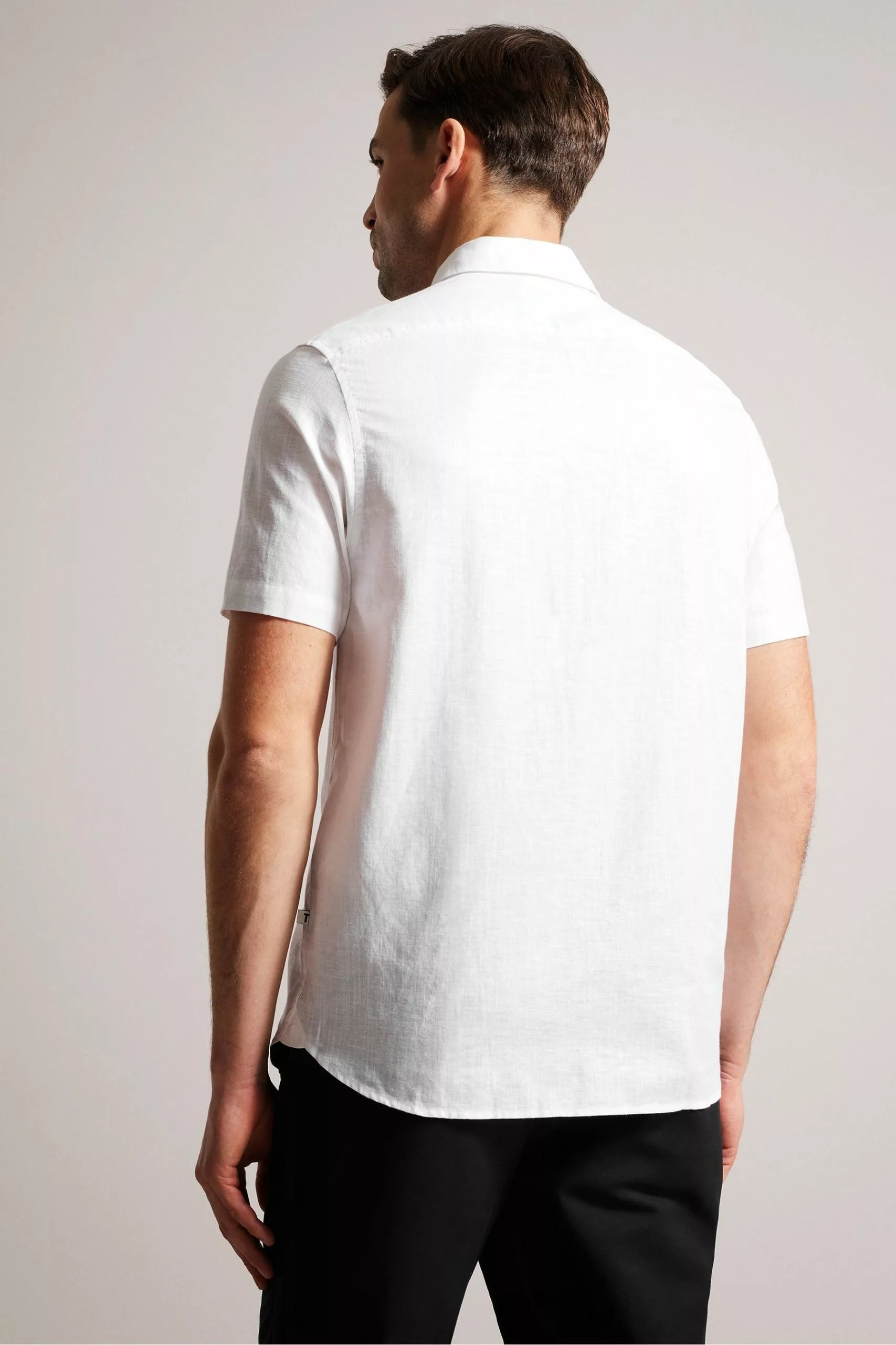 Ted Baker White Kingfrd Short Sleeve Linen Shirt - Image 2